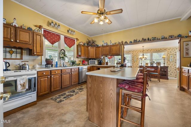 2145 Tommie Daniel Road, Oxford, NC 27565