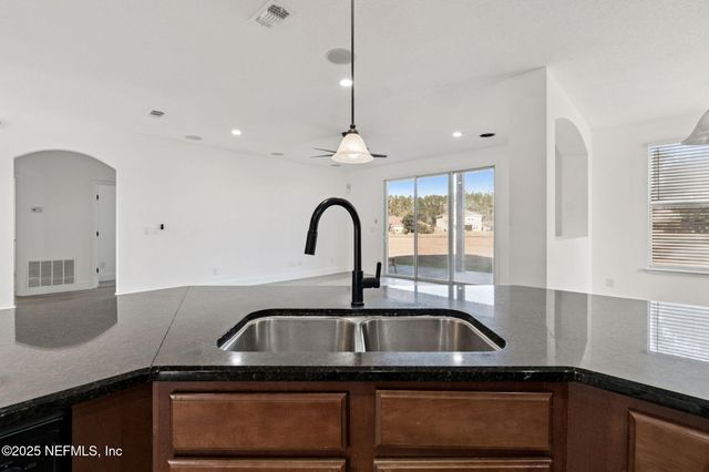 10917 DANCING RABBIT Lane, Jacksonville, FL 32221