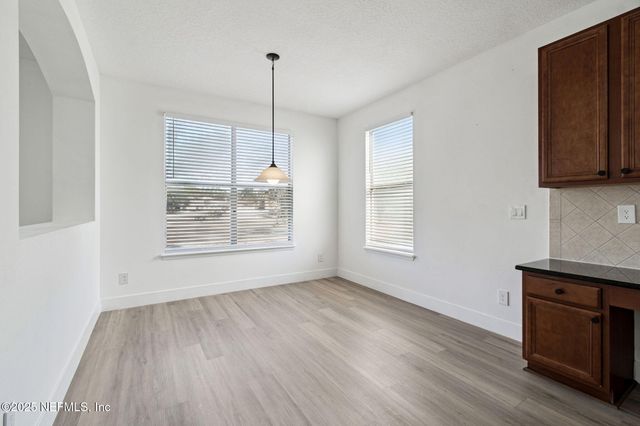 10917 DANCING RABBIT Lane, Jacksonville, FL 32221