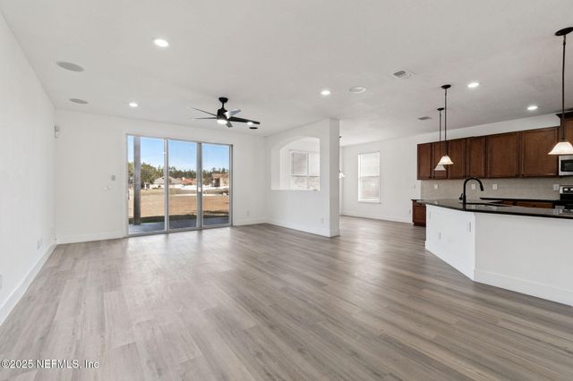 10917 DANCING RABBIT Lane, Jacksonville, FL 32221