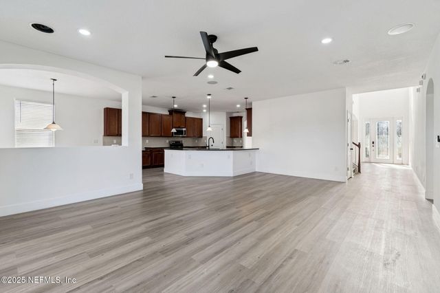 10917 DANCING RABBIT Lane, Jacksonville, FL 32221