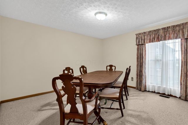 6681 Chelton Place, Westerville, OH 43082