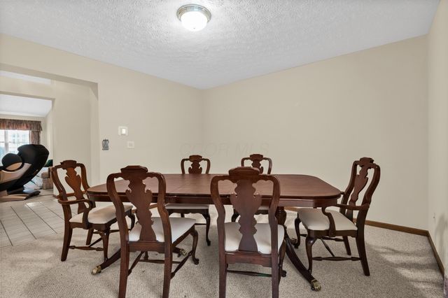 6681 Chelton Place, Westerville, OH 43082