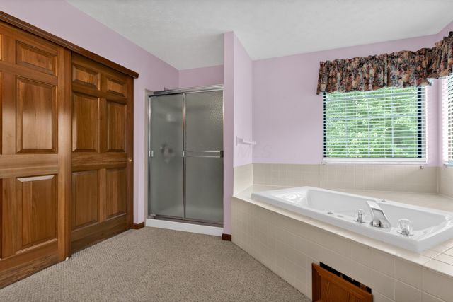 6681 Chelton Place, Westerville, OH 43082