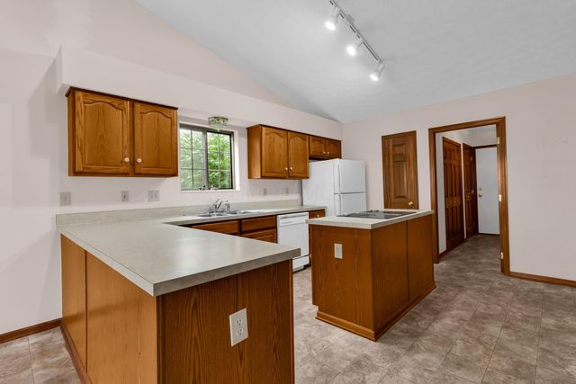 6681 Chelton Place, Westerville, OH 43082
