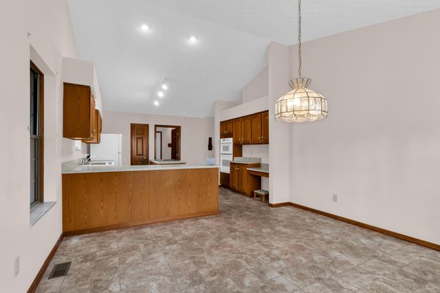 6681 Chelton Place, Westerville, OH 43082