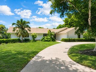 7920 SW 172nd Terrace, Palmetto Bay, FL 33157