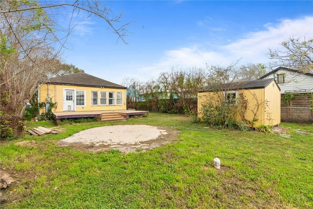 421 Palmero St, Corpus Christi, TX 78404