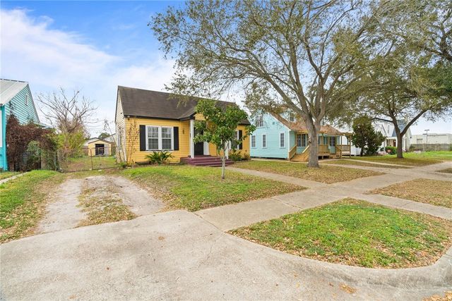 421 Palmero St, Corpus Christi, TX 78404