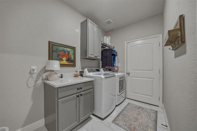202 County Road 4856, Newark, TX 76071