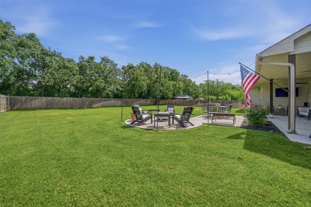 202 County Road 4856, Newark, TX 76071
