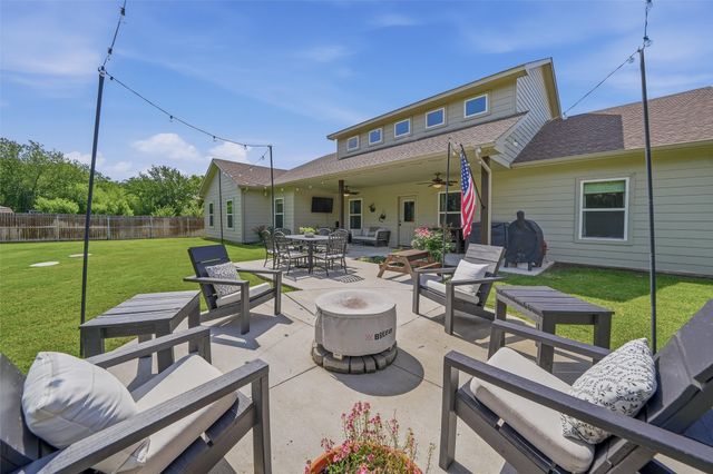 202 County Road 4856, Newark, TX 76071