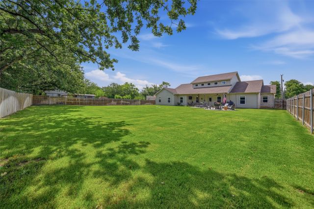 202 County Road 4856, Newark, TX 76071