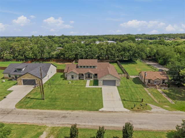 202 County Road 4856, Newark, TX 76071