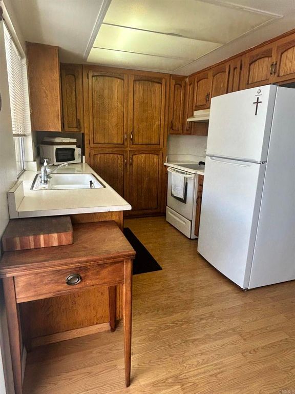 902 N. Fig St. C, Escondido, CA 92026 — photo 3