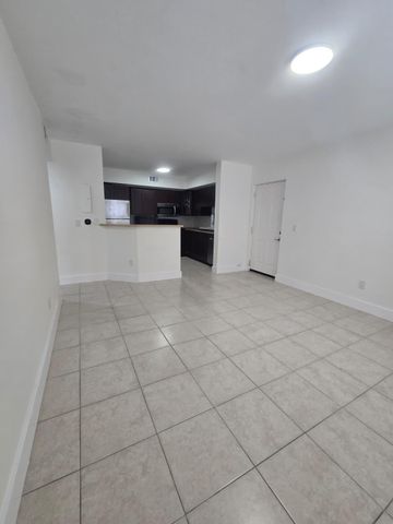 3670 N 56th Avenue 707, Hollywood, FL 33021