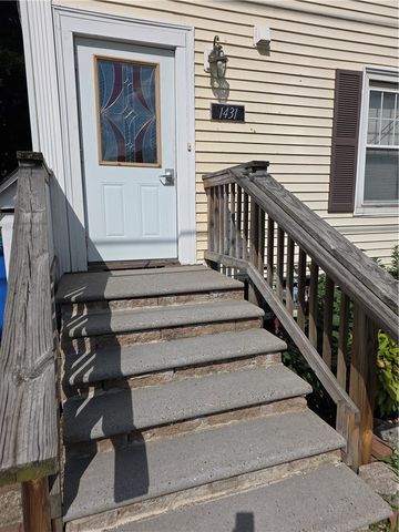1431 Smithfield Avenue 2F, Lincoln, RI 02865