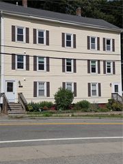 1431 Smithfield Avenue 2F, Lincoln, RI 02865