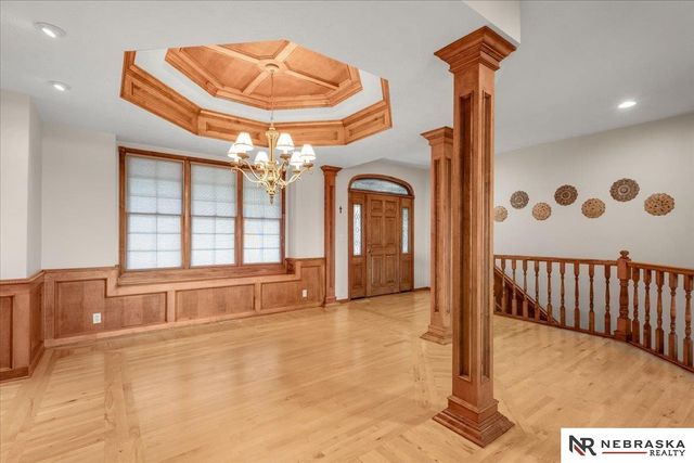 8630 Oakmont Drive, Lincoln, NE 68526