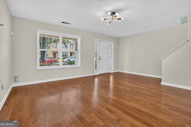 6386 Olmadison Place, Atlanta, GA 30349
