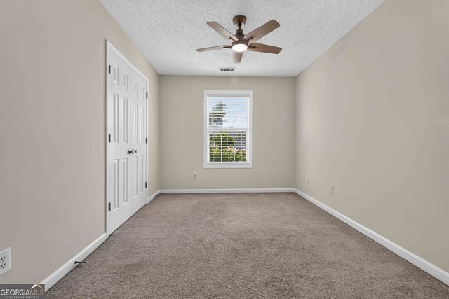 6386 Olmadison Place, Atlanta, GA 30349