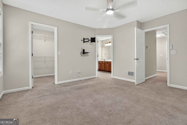 6386 Olmadison Place, Atlanta, GA 30349