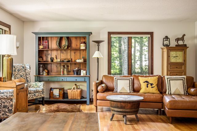 3862 N Trillium Drive, Leland, MI 49654