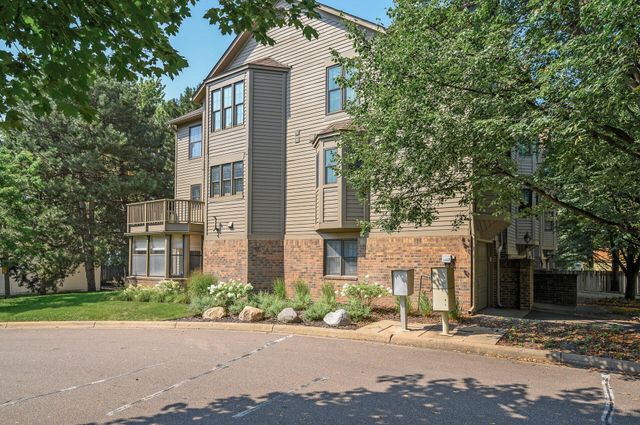 2934 Monterey Avenue S, Minneapolis, MN 55416