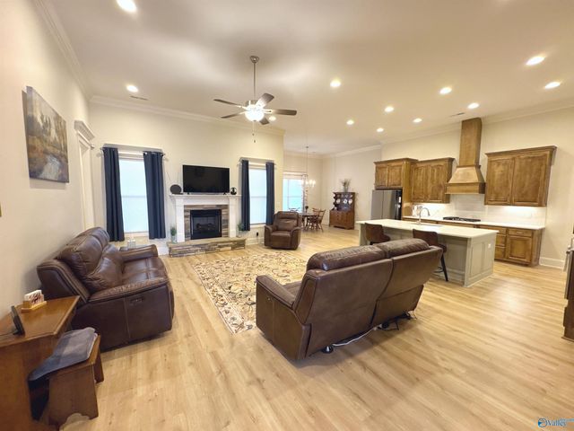 26398 Birkshire Lane, Athens, AL 35613