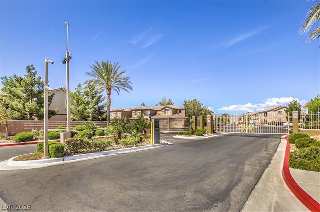 6690 Flaminian Lane 103, North Las Vegas, NV 89084