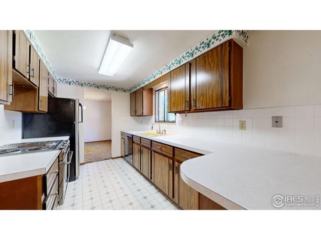 4869 Roosevelt Ave, Loveland, CO 80538