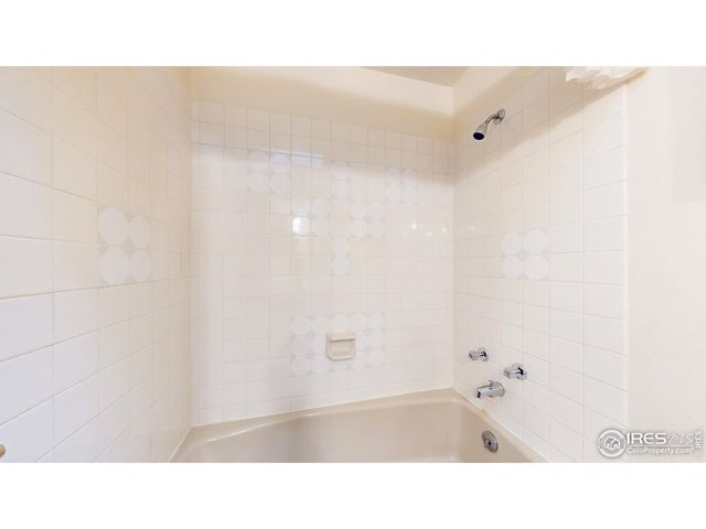 4869 Roosevelt Ave, Loveland, CO 80538