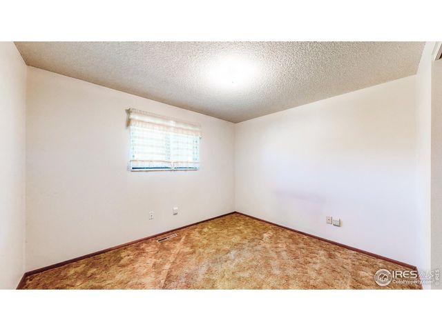 4869 Roosevelt Ave, Loveland, CO 80538