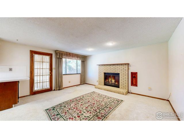 4869 Roosevelt Ave, Loveland, CO 80538