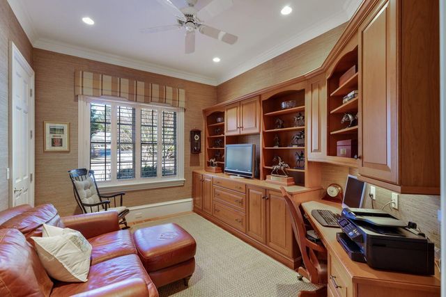 93 Oyster Way, Osterville, MA 02655