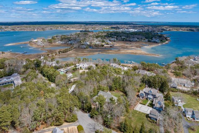 93 Oyster Way, Osterville, MA 02655