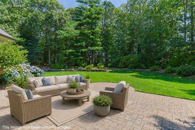 93 Oyster Way, Osterville, MA 02655