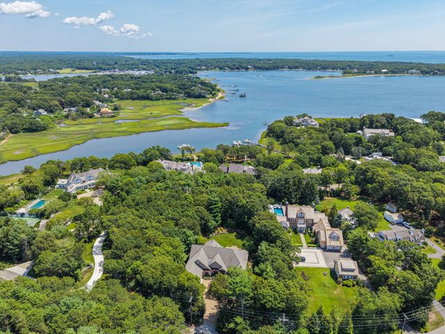 93 Oyster Way, Osterville, MA 02655