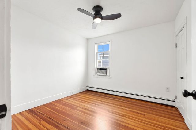401 Cabot St 4, Beverly, MA 01915