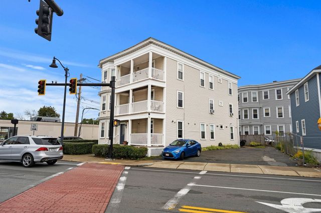 401 Cabot St 4, Beverly, MA 01915