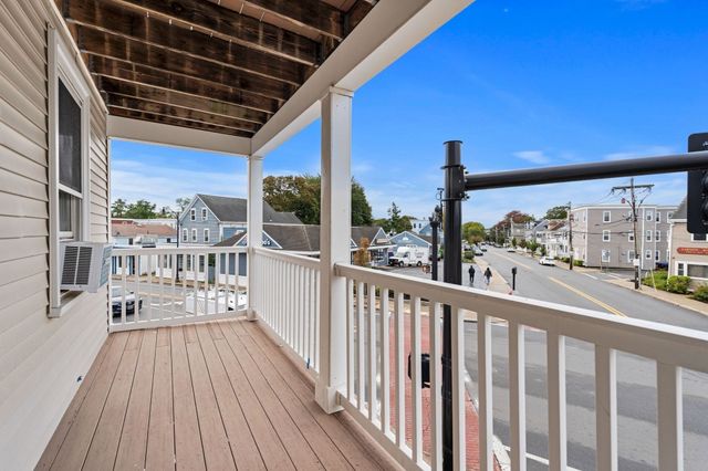 401 Cabot St 4, Beverly, MA 01915