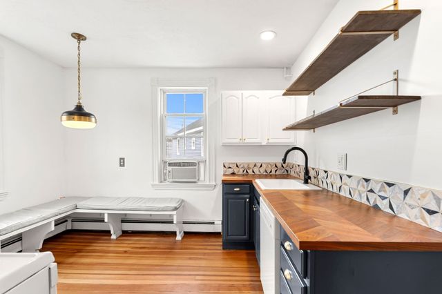 401 Cabot St 4, Beverly, MA 01915