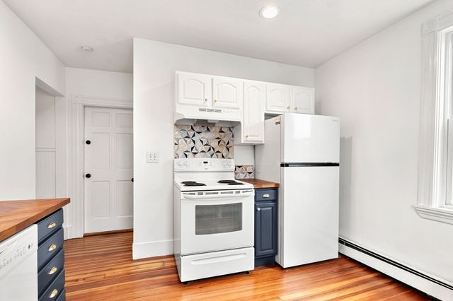 401 Cabot St 4, Beverly, MA 01915