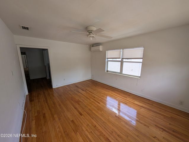 2136 COLLEGE Street 4, Jacksonville, FL 32204