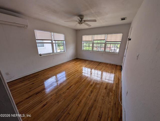2136 COLLEGE Street 4, Jacksonville, FL 32204