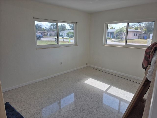 1210 LAUREL AVENUE, Venice, FL 34285