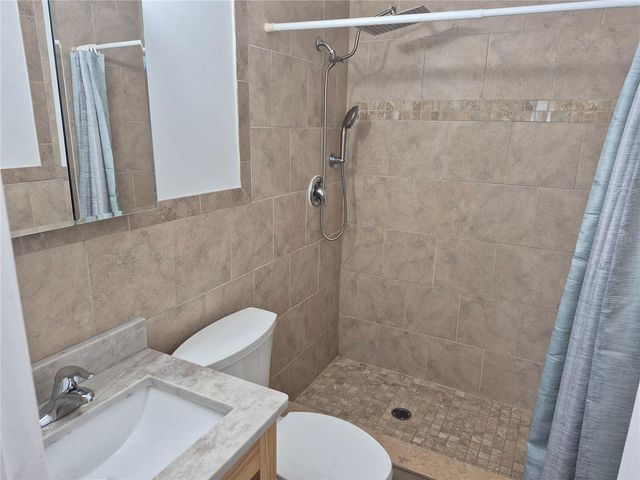 1210 LAUREL AVENUE, Venice, FL 34285