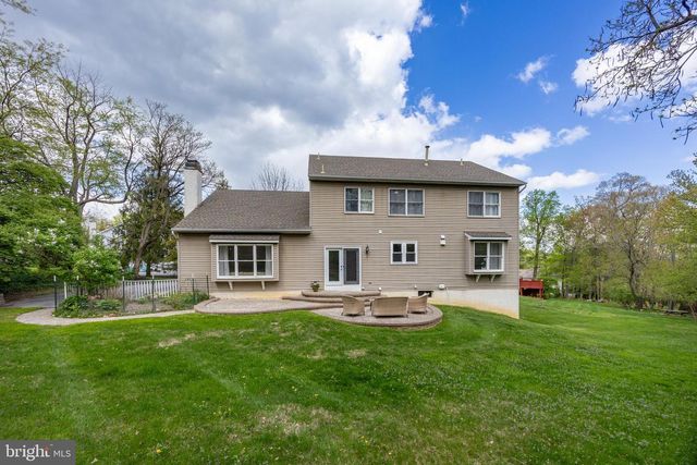 320 LONG RIDGE LN, Exton, PA 19341
