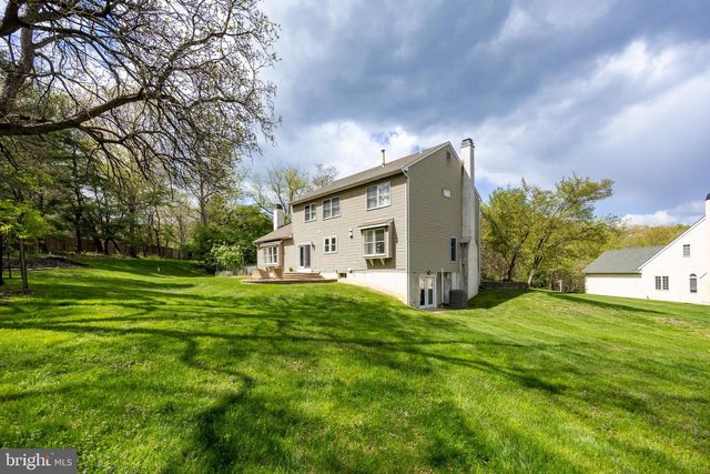 320 LONG RIDGE LN, Exton, PA 19341