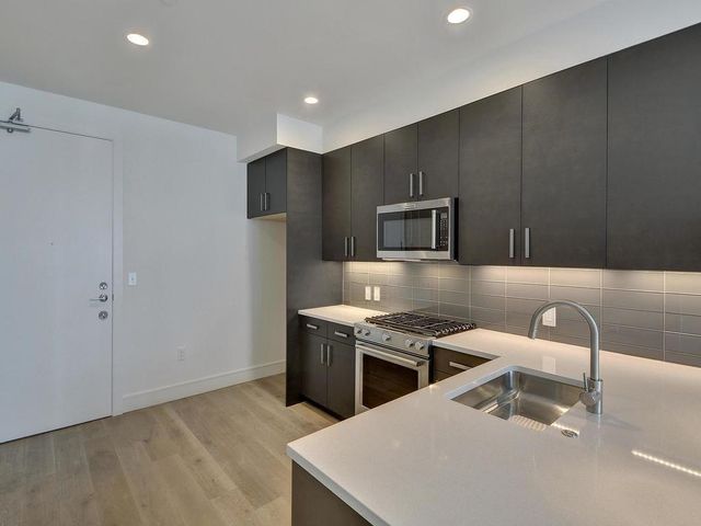 222 West Ave 1307, Austin, TX 78701